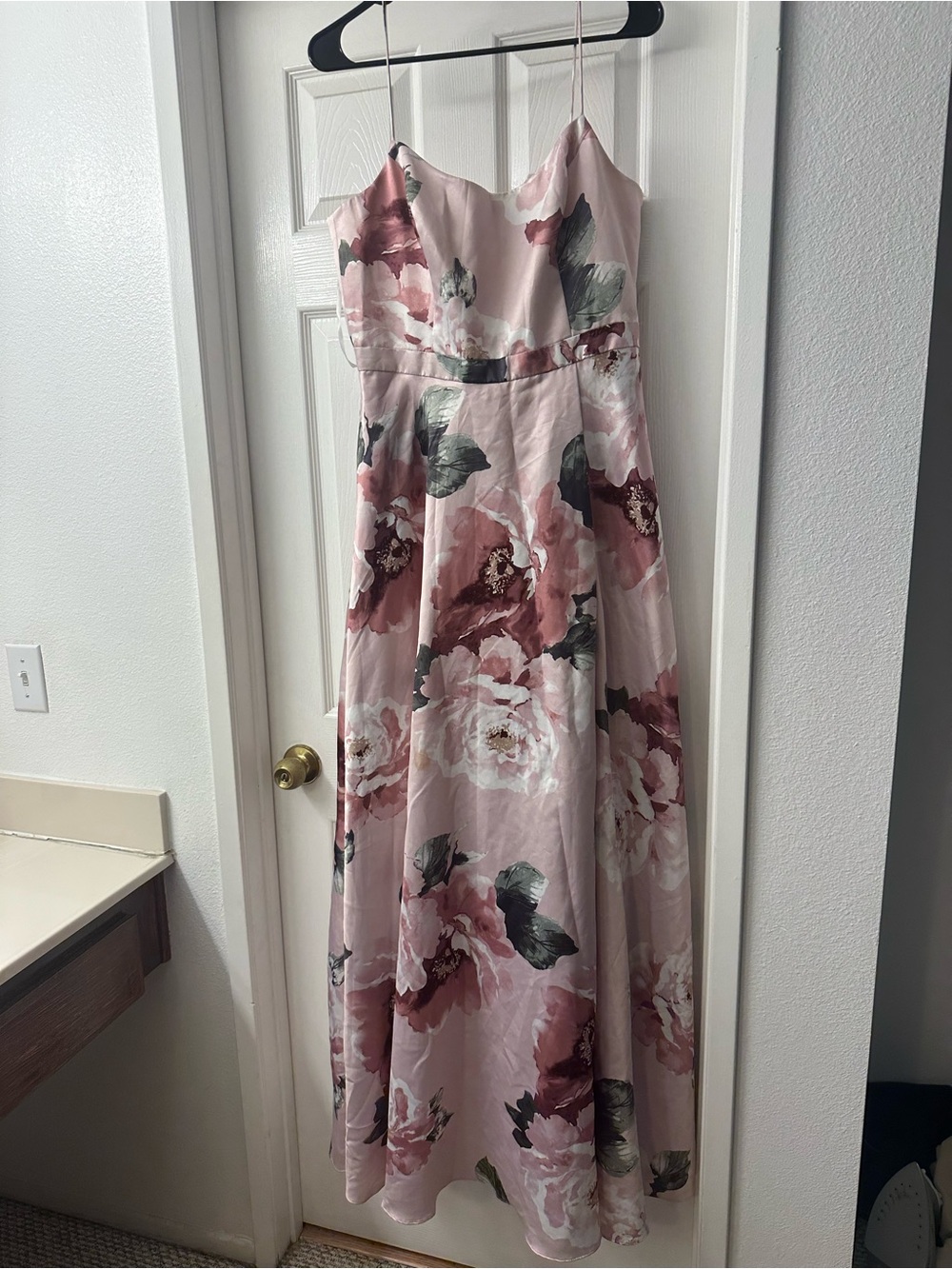 Xscape Pink Floral Spaghetti-Strap Maxi Dress - Picture 2 of 6